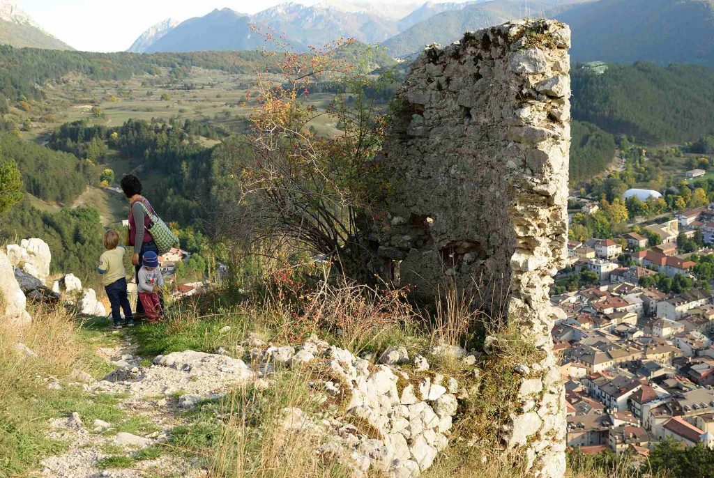 Escursione a Castel Mancino di Pescasseroli